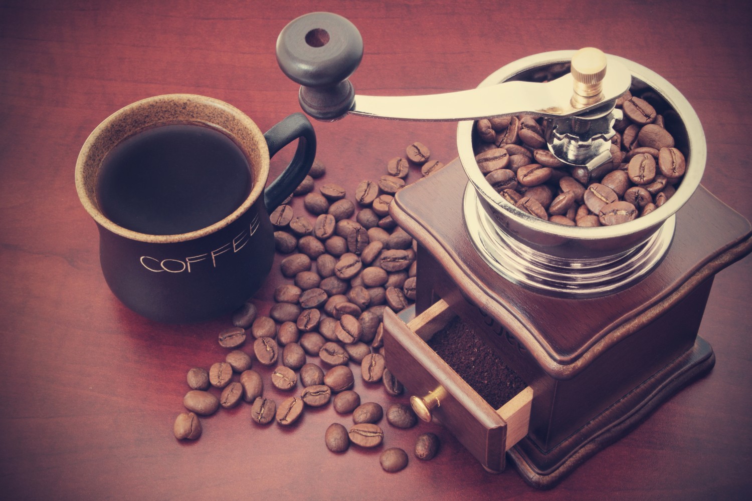 家庭用コーヒーミルの選び方!簡単にコーヒー豆を挽こう
